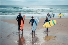 Surfvakanties voor gezinnen in Nederland 